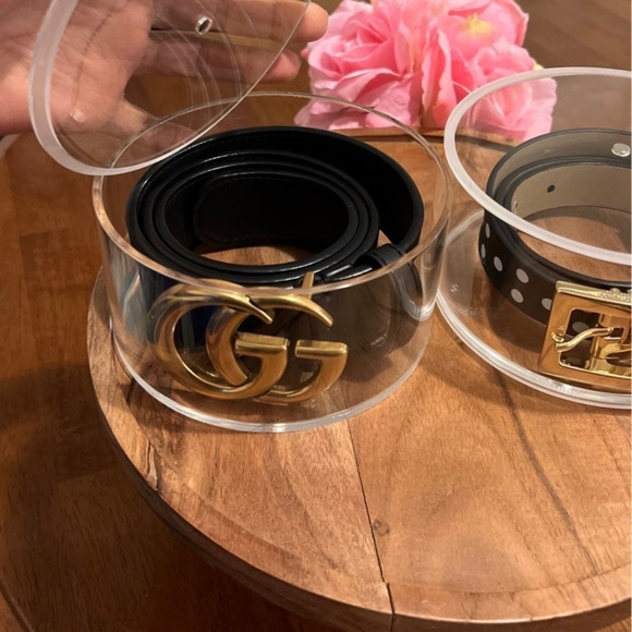 2Pc acrylic belt storage - Picture 2 of 5